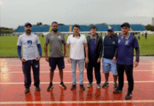 Escolinha de futebol recebe visita de olheiro e destaca promessas em Leme, SP