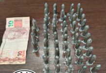 Polícia Militar prende traficante de drogas após DENÚNCIA em Leme, SP