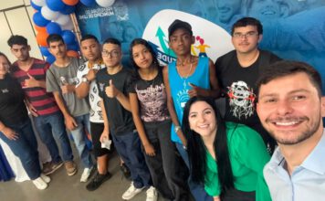 Encontro promove diálogo sobre protagonismo juvenil e saúde em Leme, SP