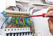 SENAI oferece curso gratuito de técnicas para execução e montagem de circuitos elétricos prediais em Leme, SP