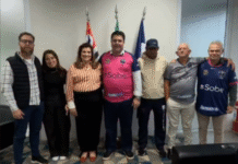 Prefeito Claudemir Borges recebe equipe do Lemense Feminino e destaca apoio ao futebol feminino