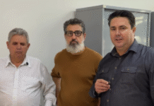 Prefeito Claudemir Borges visita Etec e destaca importância da escola na formação profissional em Leme, SP