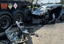 Motorista de 34 anos morre após invadir contramão e atingir dois caminhões