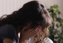 Paciente denuncia médico por assédio sexual durante exame em clínica; caso é investigado pela polícia
