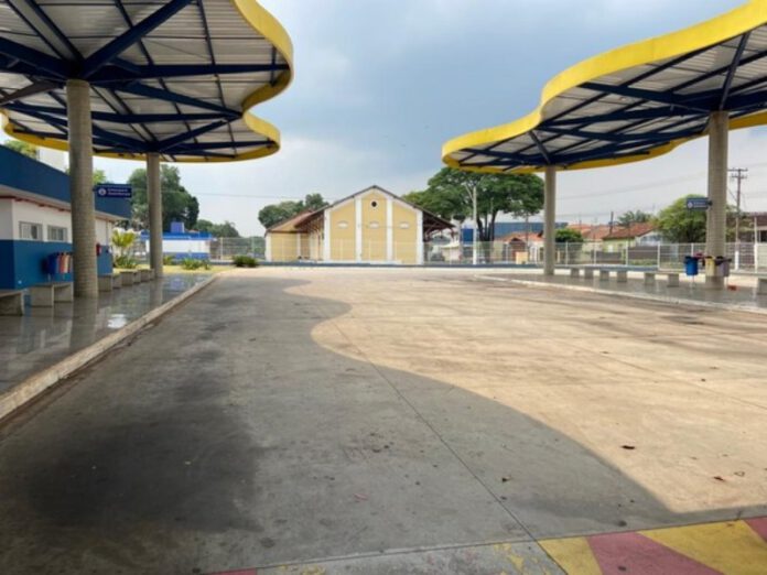 terminal-onibus-leme