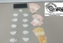 Homem é preso com 53 porções de cocaína em Leme, SP